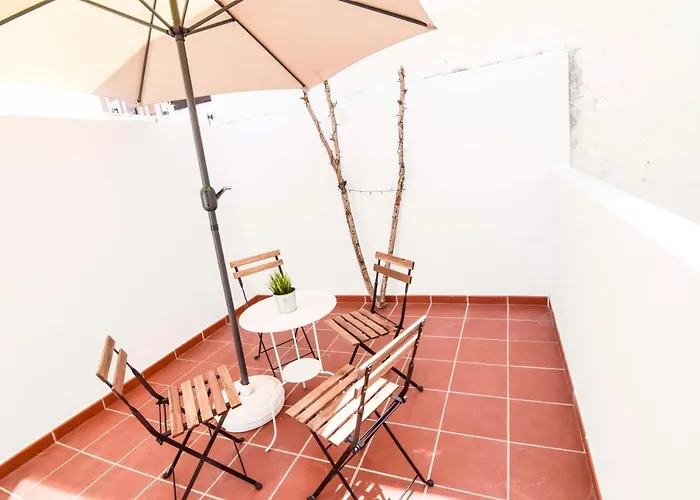 Malaga City Suites Barcelo 30
